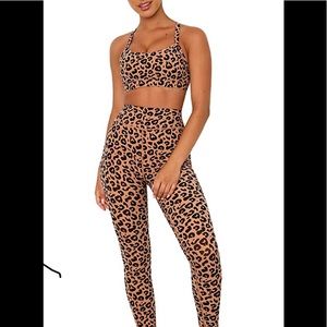 2 piece leopard workout set